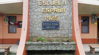 La Escuela España fue fundada en el año 1925.
