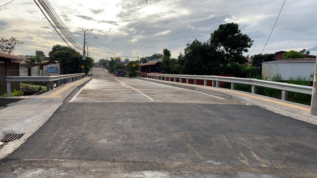 Abierto el puente de San Isidro Abierto el puente de San Isidro