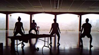 Integrantes del grupo Argamasa durante un ensayo