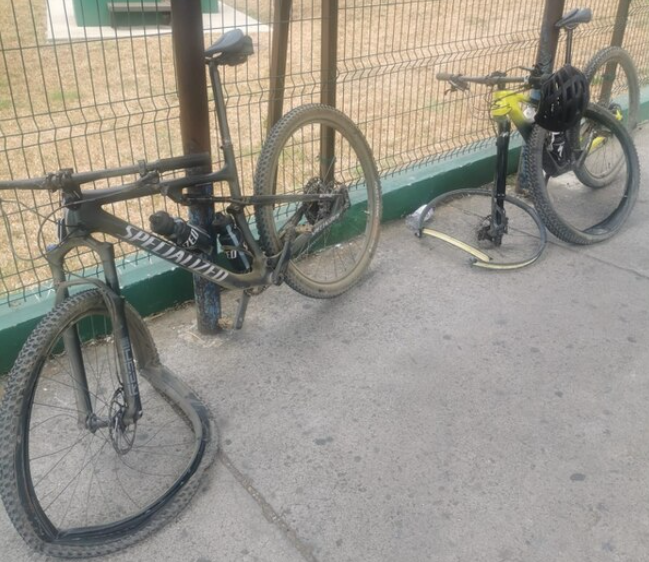 Así quedaron las bicicletas que fueron impactadas por un vehículo en Alajuela. Belén Cletea pretende evitar que este tipo de incidentes ocurran frecuentemente en nuestro cantón. 