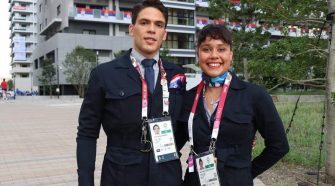 Arnoldo y Beatriz fueron parte de la delegación costarricense en la inauguración de las justas olímpicas.