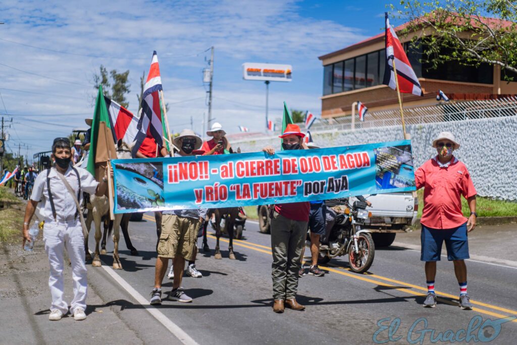 El 13 de setiembre de 2021, los pueblos de San Rafael y Belén marcharon en defensa del Ojo de Agua. Foto de Erick Segura.