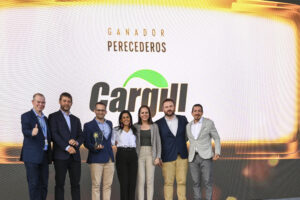Representantes de Cargill durante la premiación. Foto cortesía de Cargill.