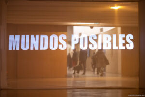 Mundos Posibles es el nombre que lleva la obra escénica mostrada en la sede de la UNESCO en París. Foto de UNESCO.