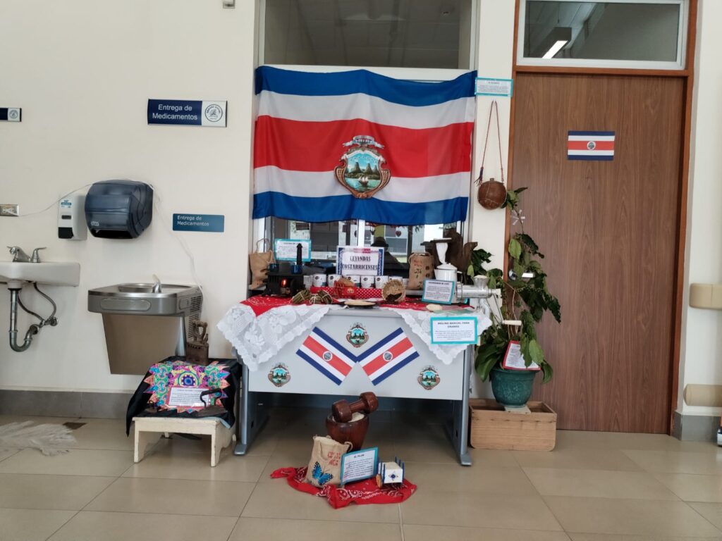 Rincón tradicional del EBAIS de Escobal . Foto de Francisco Sánchez Zumbado.