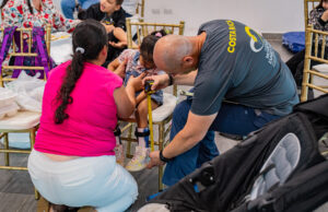 150.000 personas en Costa Rica requieren de alguna ayuda técnica para la movilidad, destacó el Ministerio de Salud. Foto cortesía.