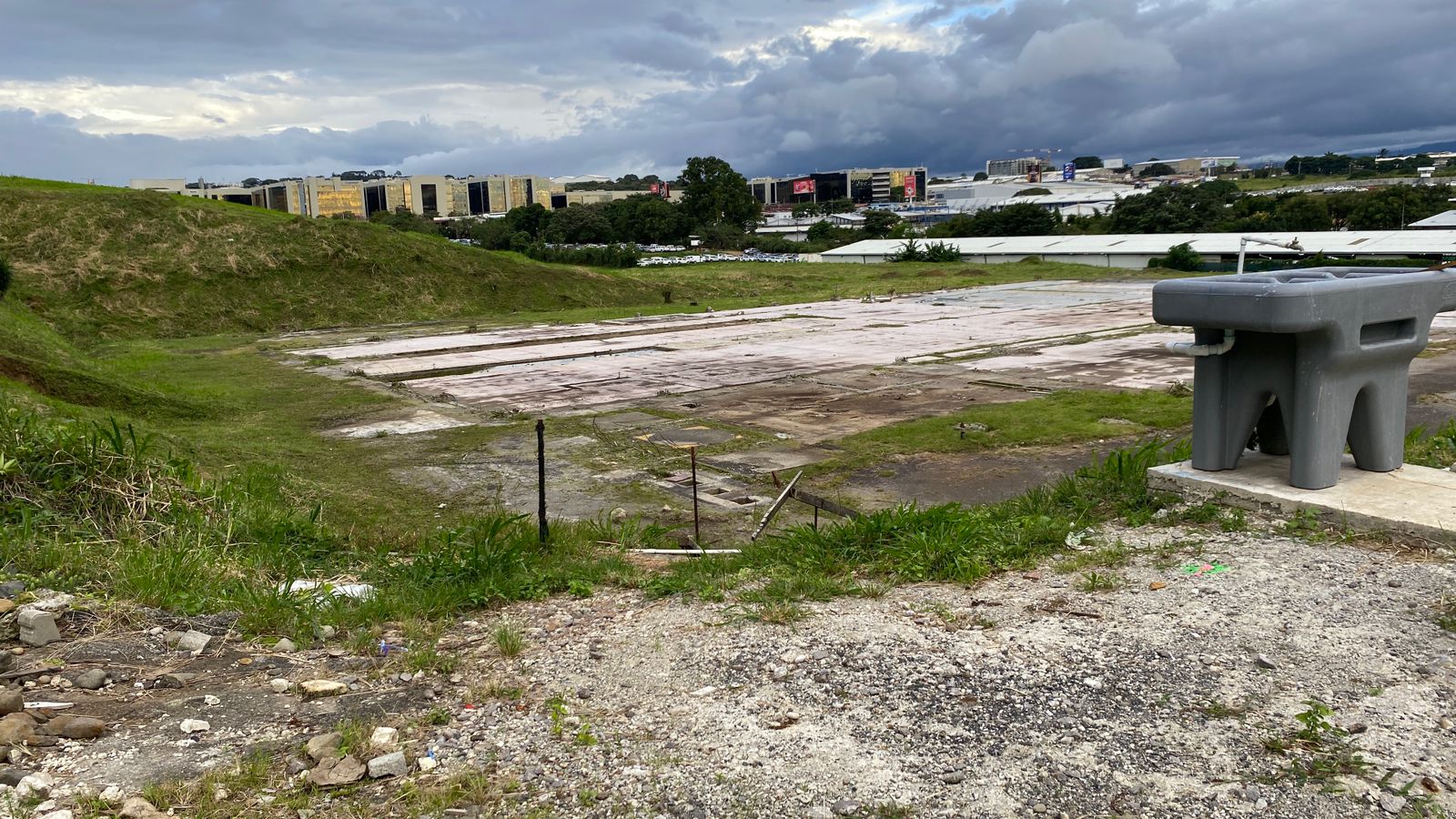 Área Contiguo a Corrugados Belén para la construcción de comercio, hotel y oficinas. Foto: Francisco Rodríguez Oviedo.