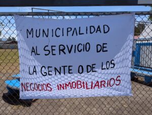 Desde junio de 2024, la comunidad de Barrio Fátima viene enfrentando problemas por la construcción del condominio Casas Max. Foto: Manuel Zumbado Corrales.