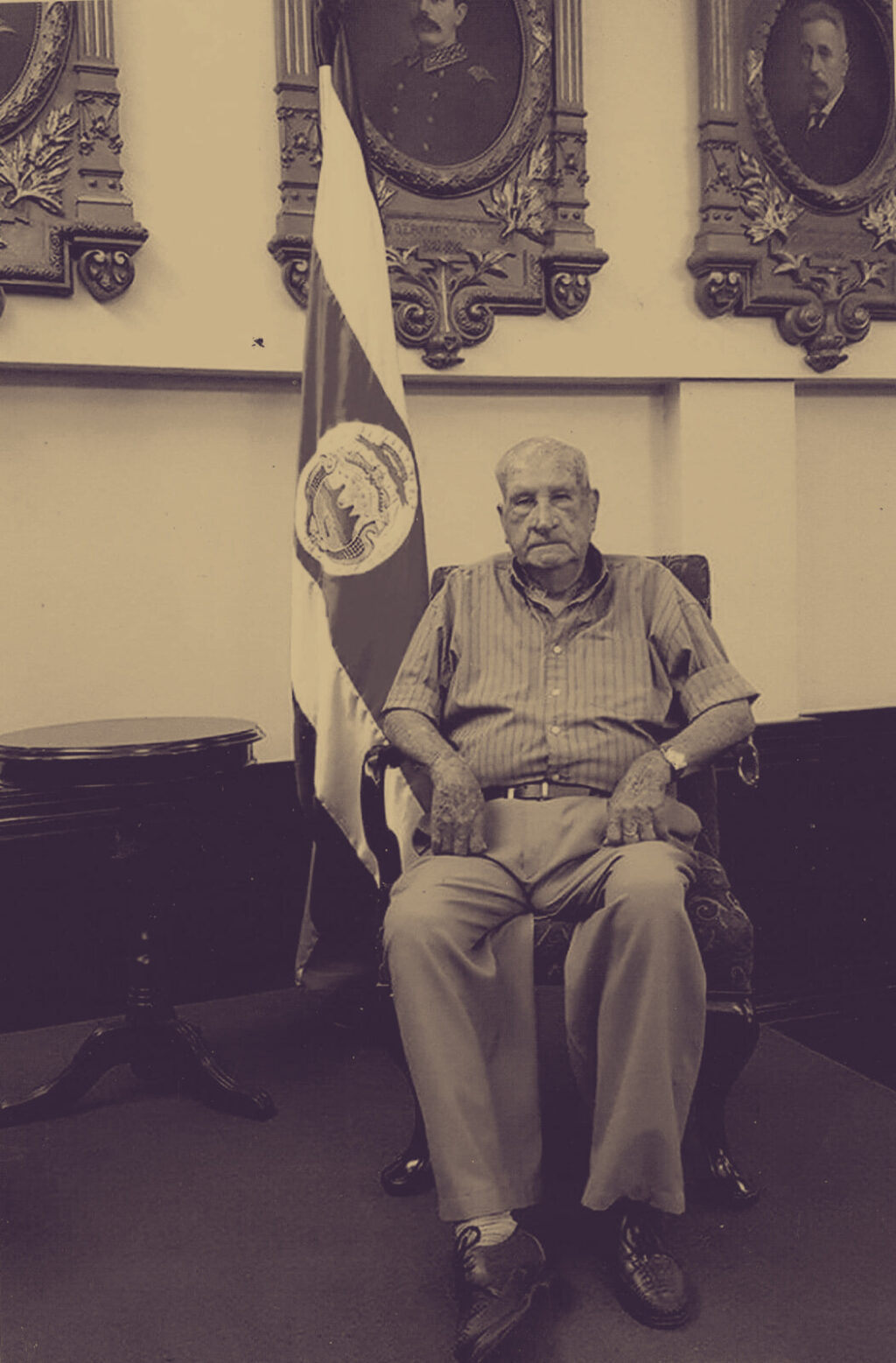 José “Chepe” Guzmán Zumbado durante una visita a la Asamblea Legislativa.