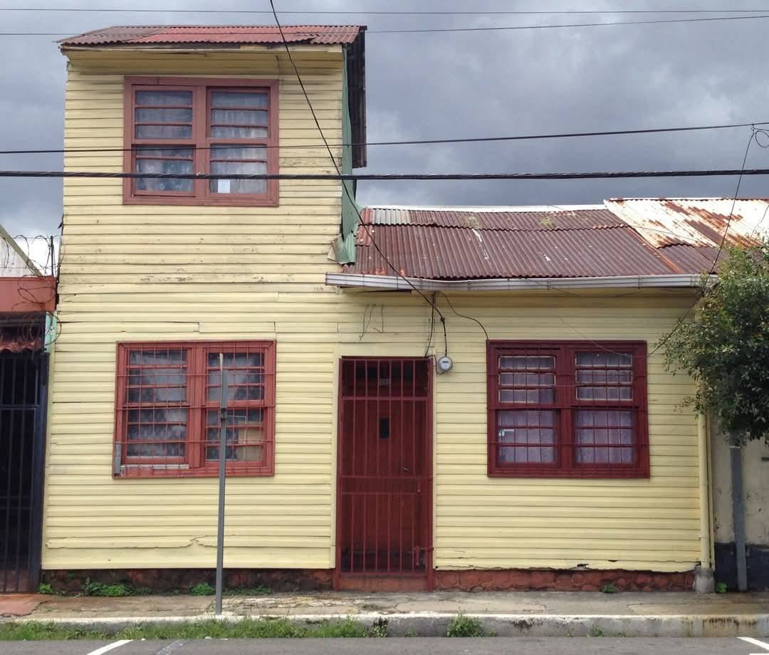 Casa de Barrio Don Bosco en San José donde vivieron Billo y Esperanza cuando fueron expulsados de Belén. Esta fue demolida para construir un parqueo. Foto: Sergio Sánchez.