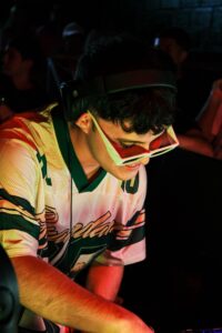 DJ June durante su segunda gira del año. Foto: DJ June.