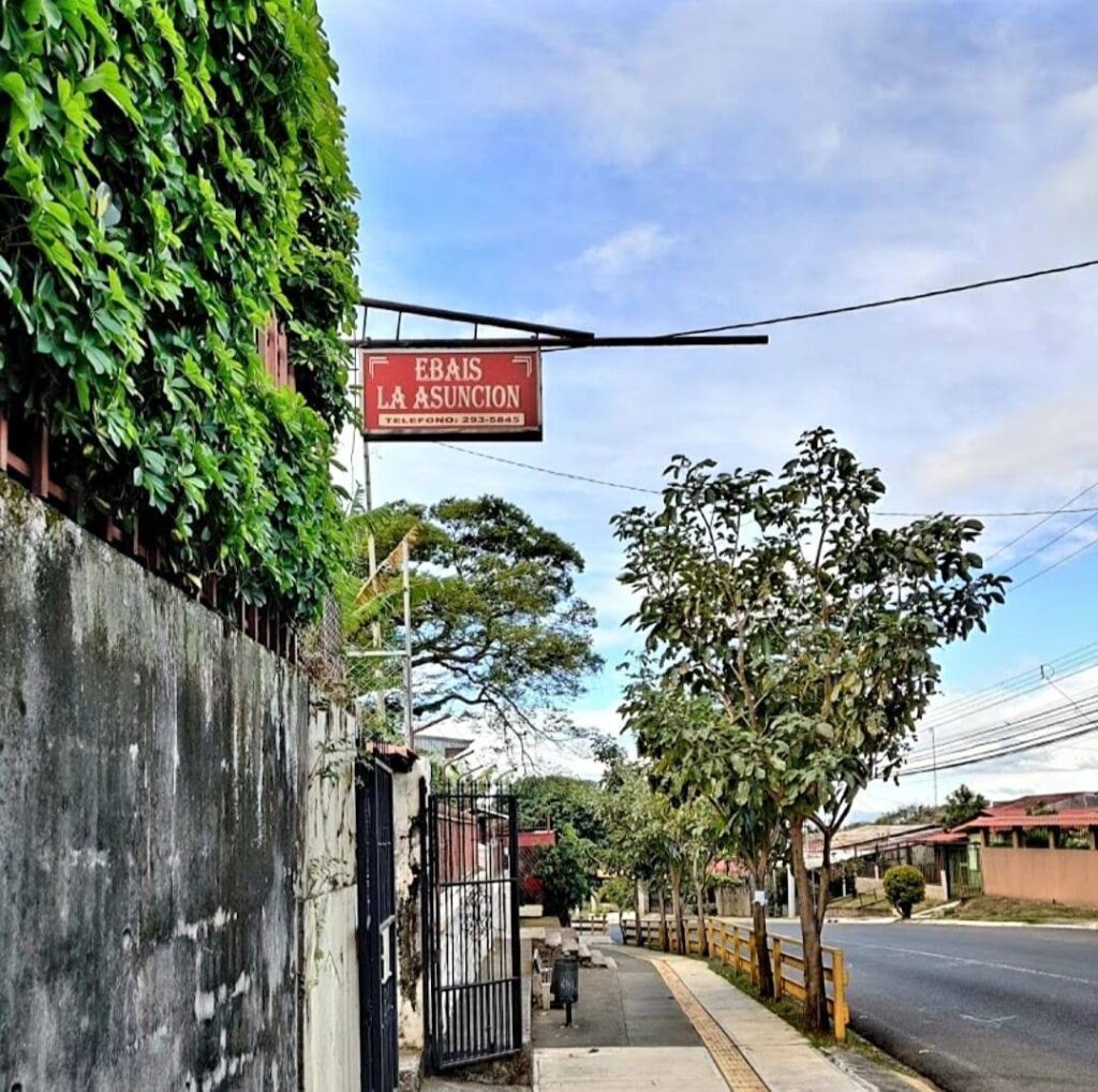 El EBAIS de La Asunción se ve afectado por el no giro de las partidas especificas. Foto cortesía.