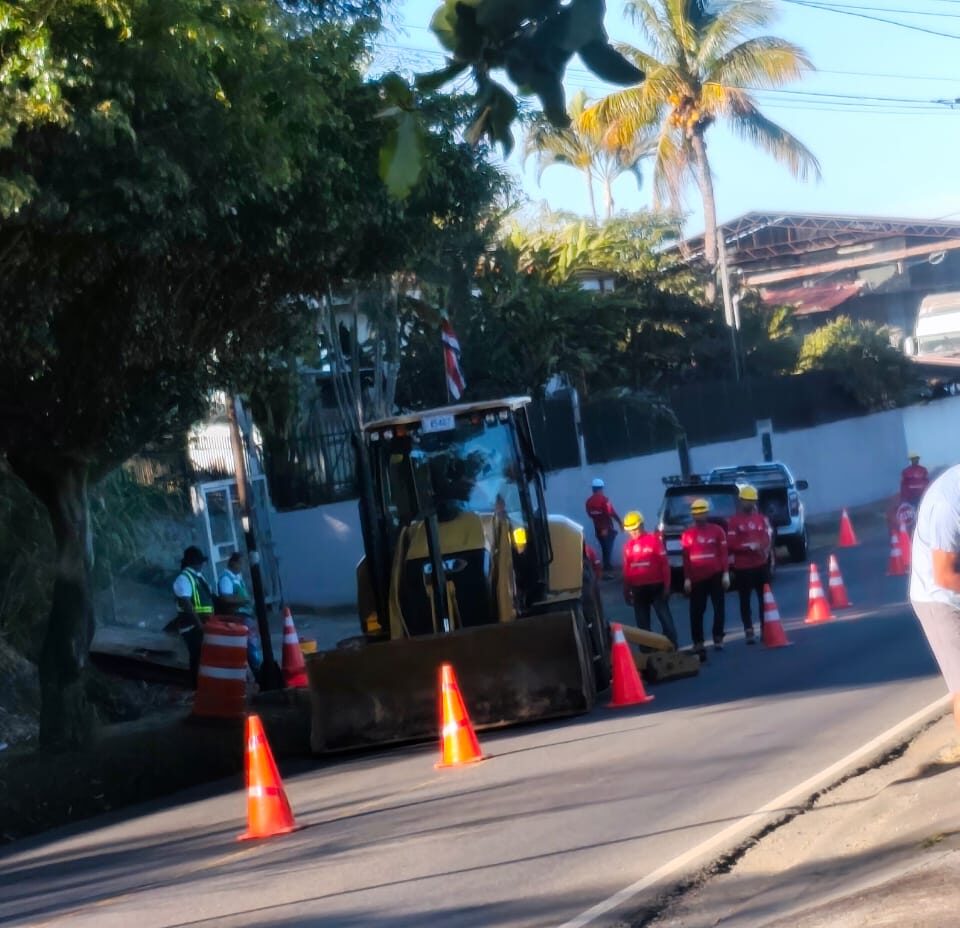 Las obras realizadas por Casas Max en las vias de Barrio Fátima han generado congestionamiento vial más de lo esperado, alegan vecinos. Foto: Asociación de Desarrollo de Barrio Fátima.
