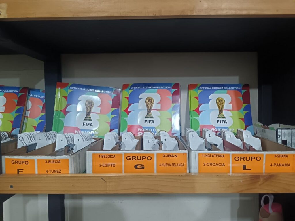 Este es el último año que Panini emite el álbum del mundial de fútbol. Foto: Luis Eduardo Sánchez Quesada.