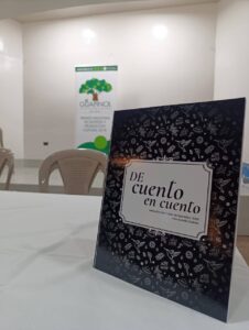 Presentación del libro “De cuento en cuento”. Foto: Danilo Pérez Zumbado.